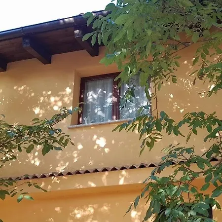Chalet Domus De Janas Immerso Nella Natura Chalet *