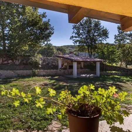 Chalet Domus De Janas Immerso Nella Natura Fonni